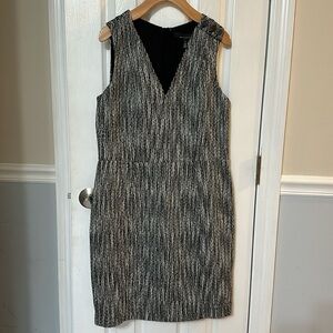 WHBM NWT Sleeveless V- Neck Dress